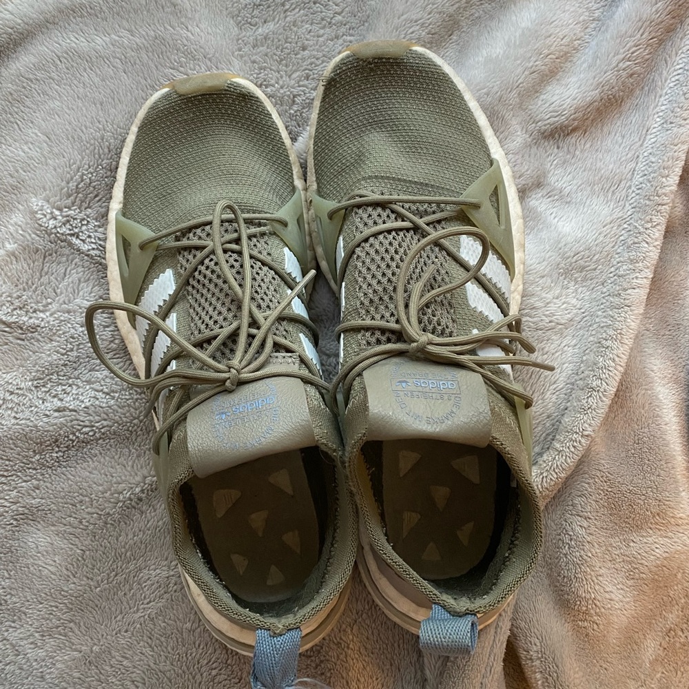 Adidas gym shoes size 11 olive green